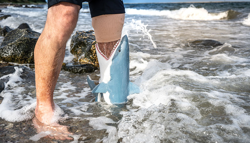 Special lavet underbensprotese til at bade med